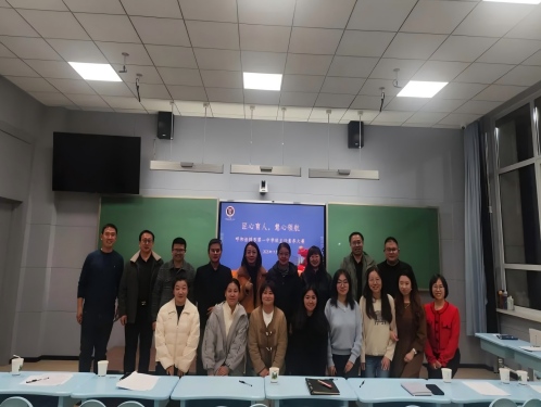 標(biāo)題：呼市一中2025年班主任素養(yǎng)大賽
瀏覽次數(shù)：2263
發(fā)表時(shí)間：2025-12-01