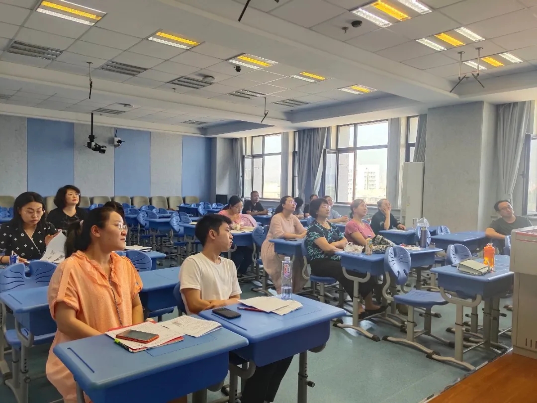 標題：學科建設 | 地理教研組高考研究系列活動——2020年高考全國卷分析研究
瀏覽次數(shù)：754
發(fā)表時間：2020-07-20