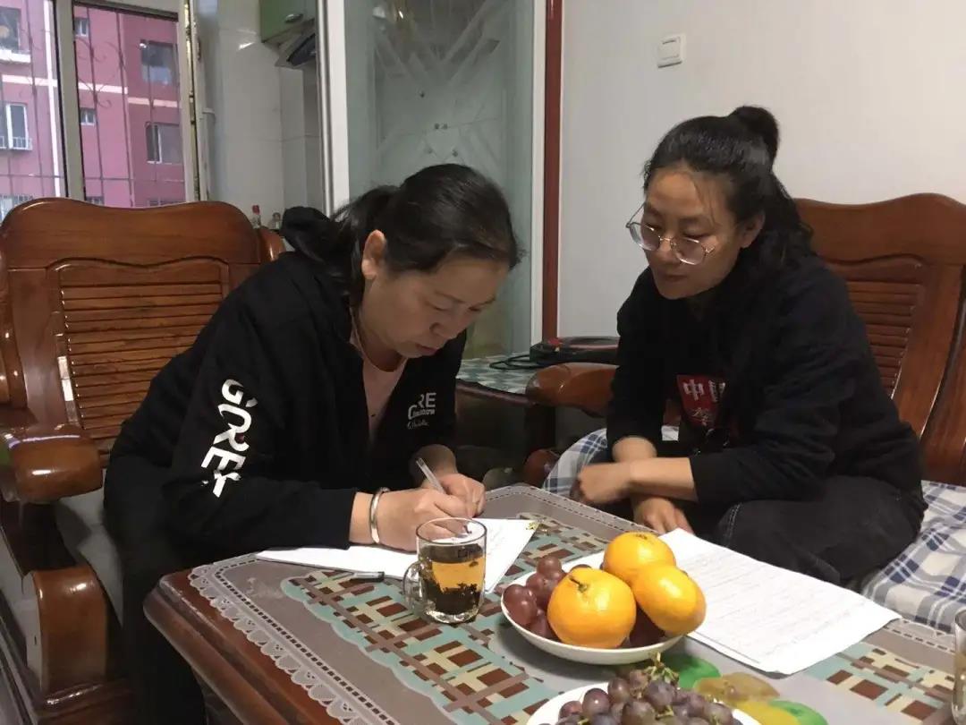 標題：守初心為黨育人 擔使命為國育才 | 呼市一中開展“家校共育、共助成長”主題家訪活動
瀏覽次數(shù)：953
發(fā)表時間：2020-11-09